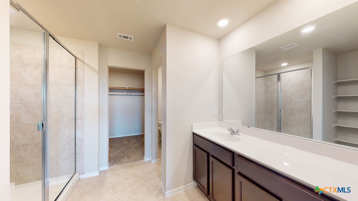 1213 Rolling Thunder Drive Property Photo 10