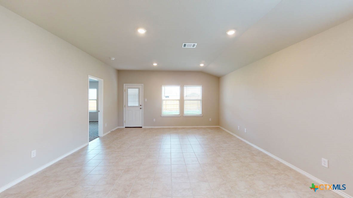 1301 Rolling Thunder Drive Property Photo 11