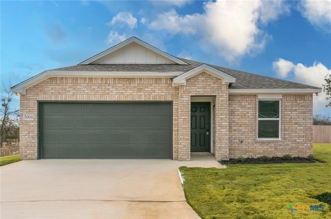 3004 Titus Court Property Photo 1