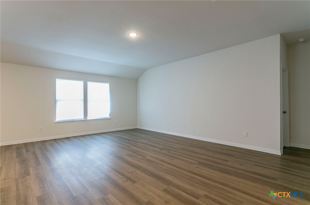 1003 Antelope Trail Property Photo 4