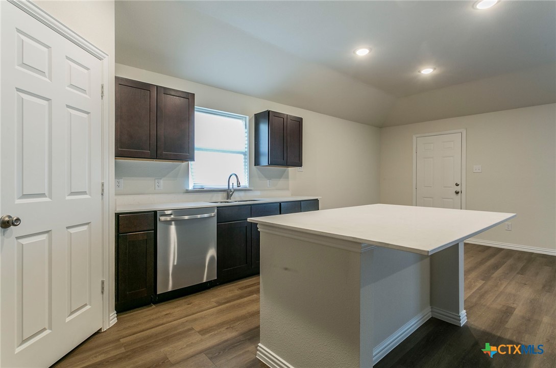1003 Antelope Trail Property Photo 5