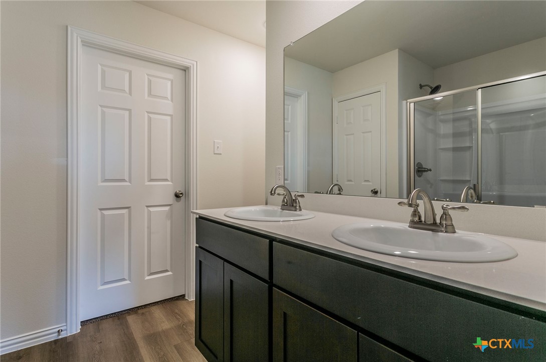 1003 Antelope Trail Property Photo 9