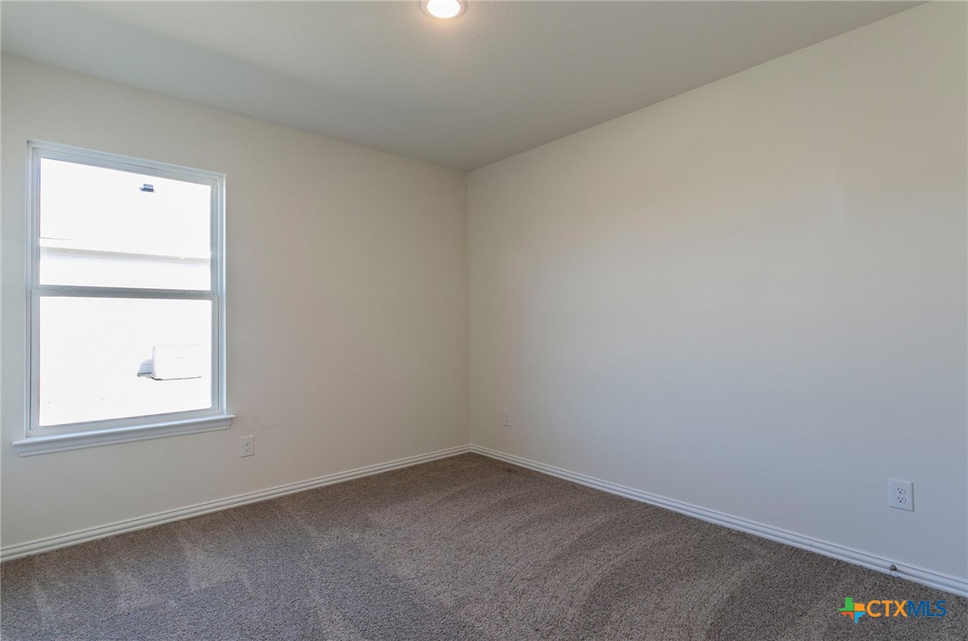 1003 Antelope Trail Property Photo 13