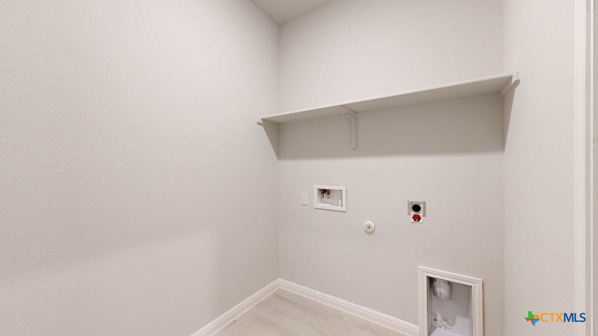 14006 Carsten Loop Property Photo 31