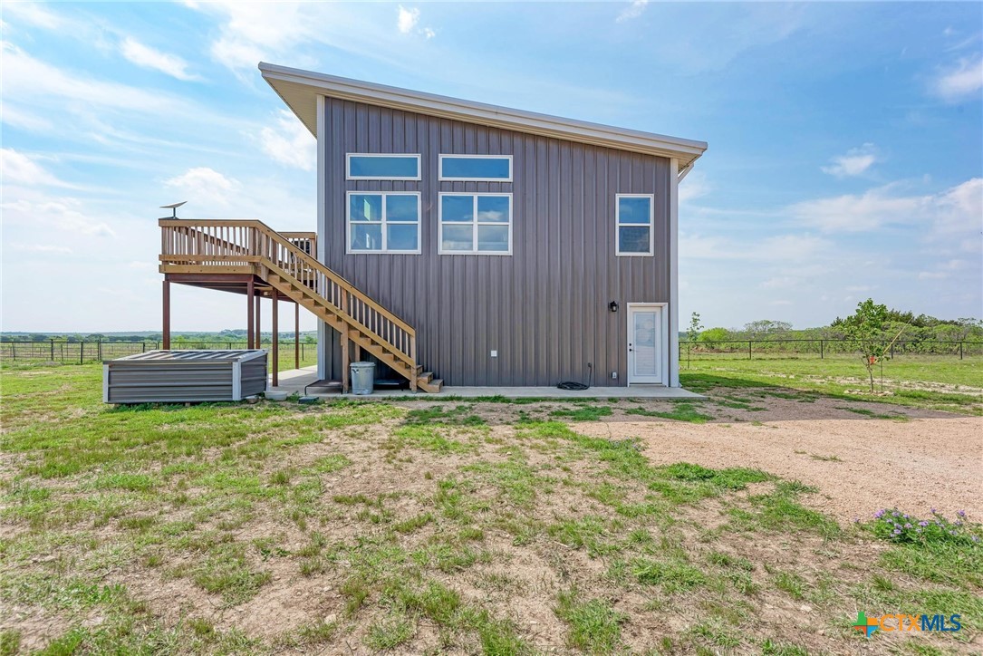 982 County Road 2337 Property Photo