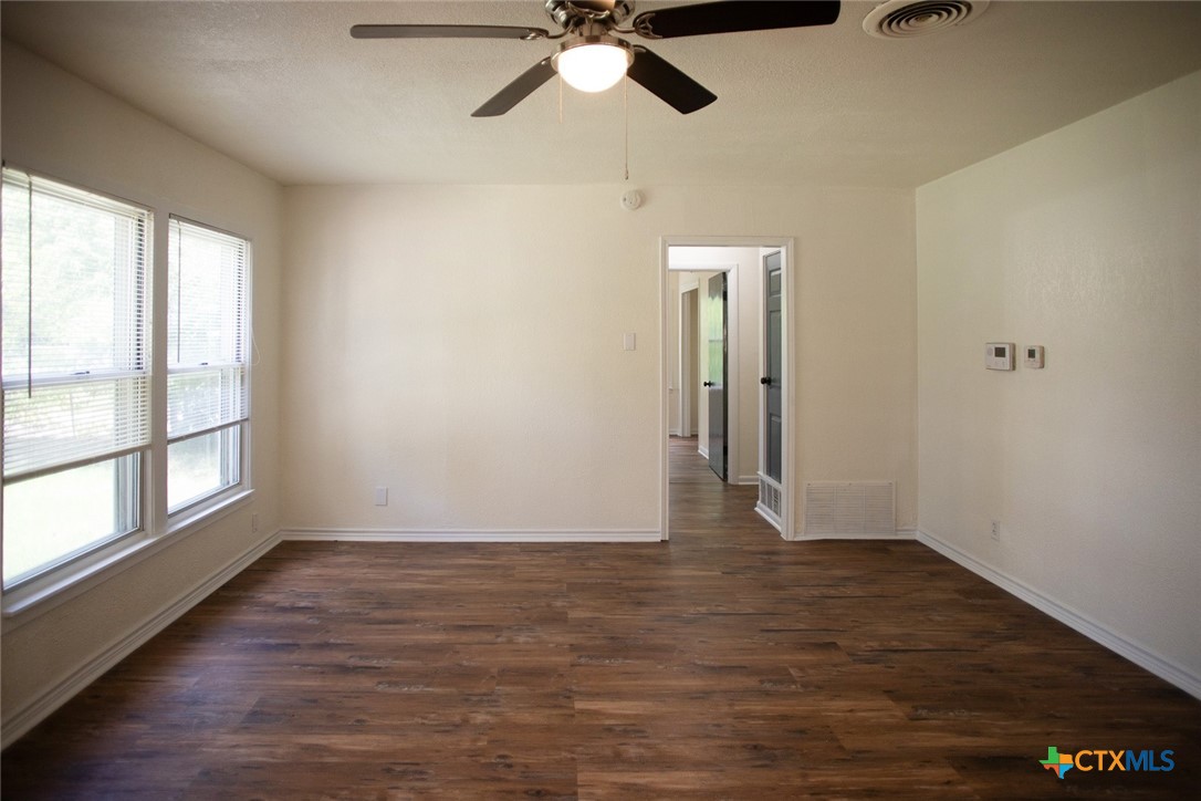 302 Patton Drive Property Photo 5