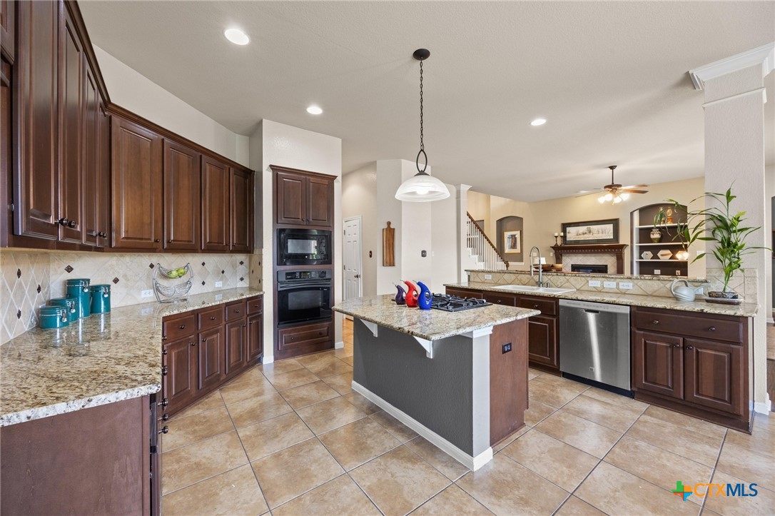 2604 Running Wyld Property Photo 13