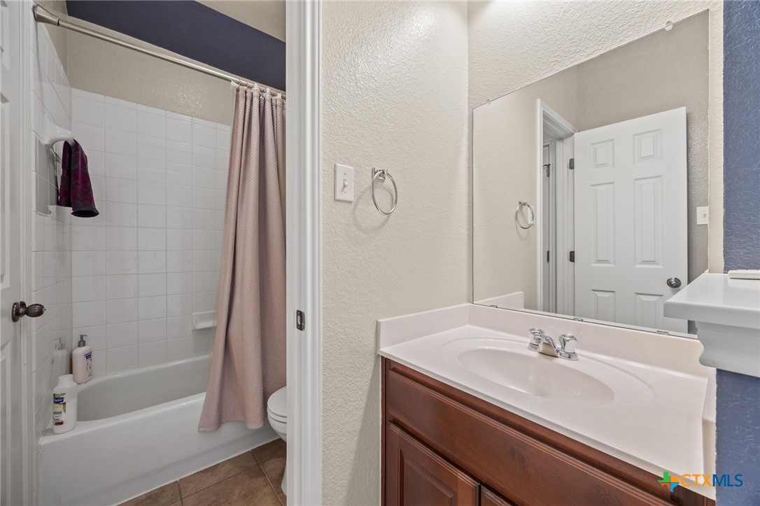 2604 Running Wyld Property Photo 29