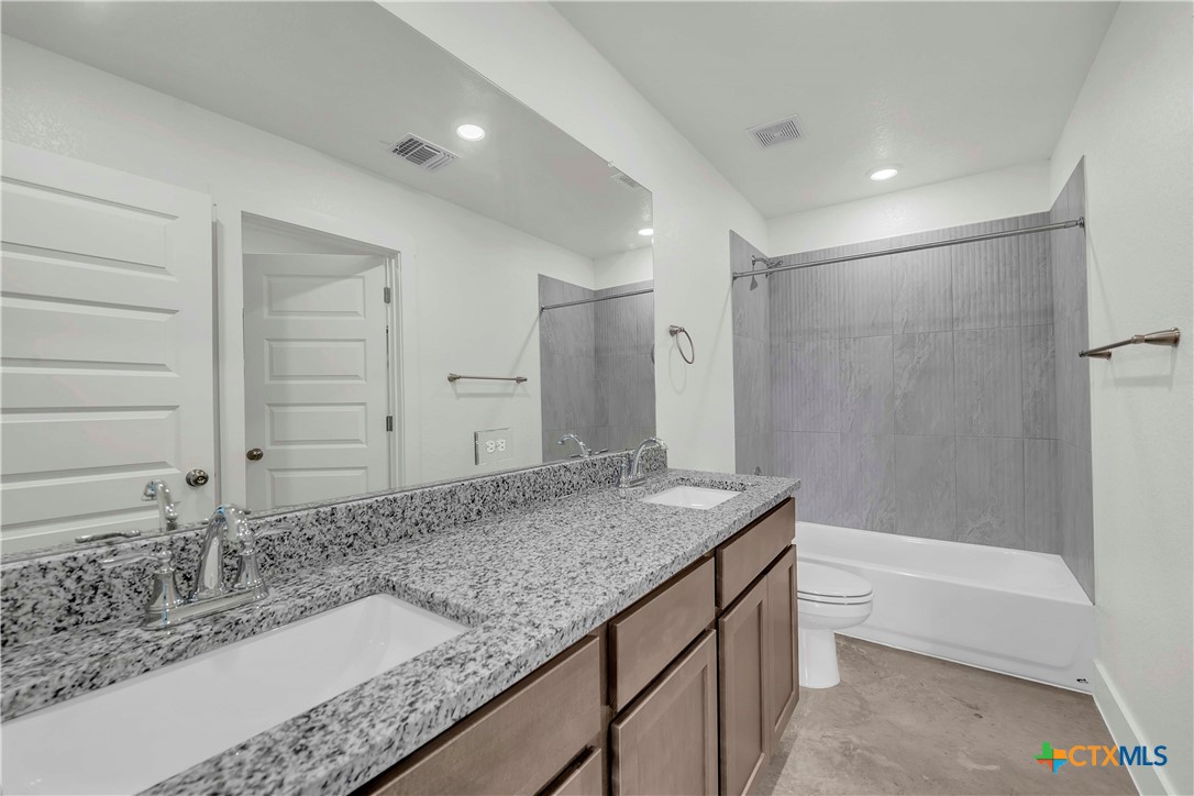 1214 College Avenue Property Photo 10