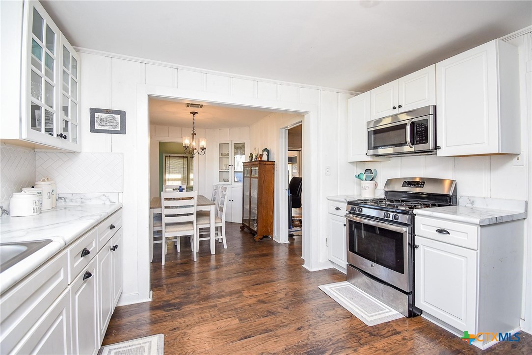 314 E Bayshore Drive Property Photo 6