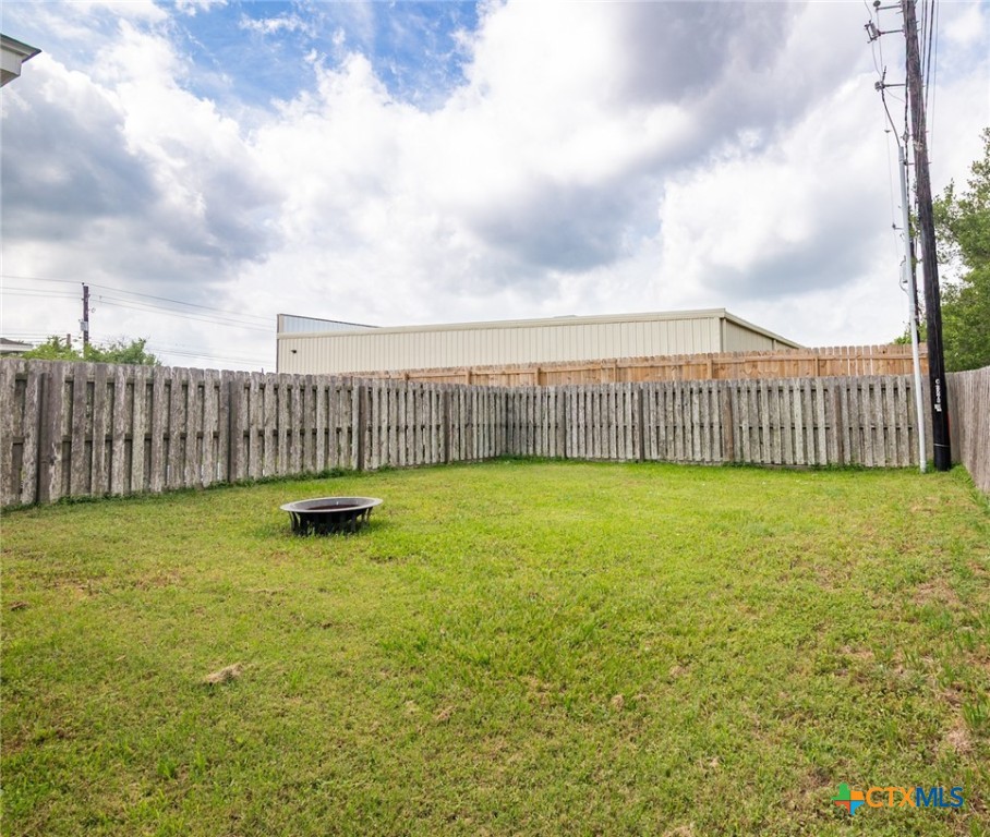 111 Fleetwood Drive Property Photo 23
