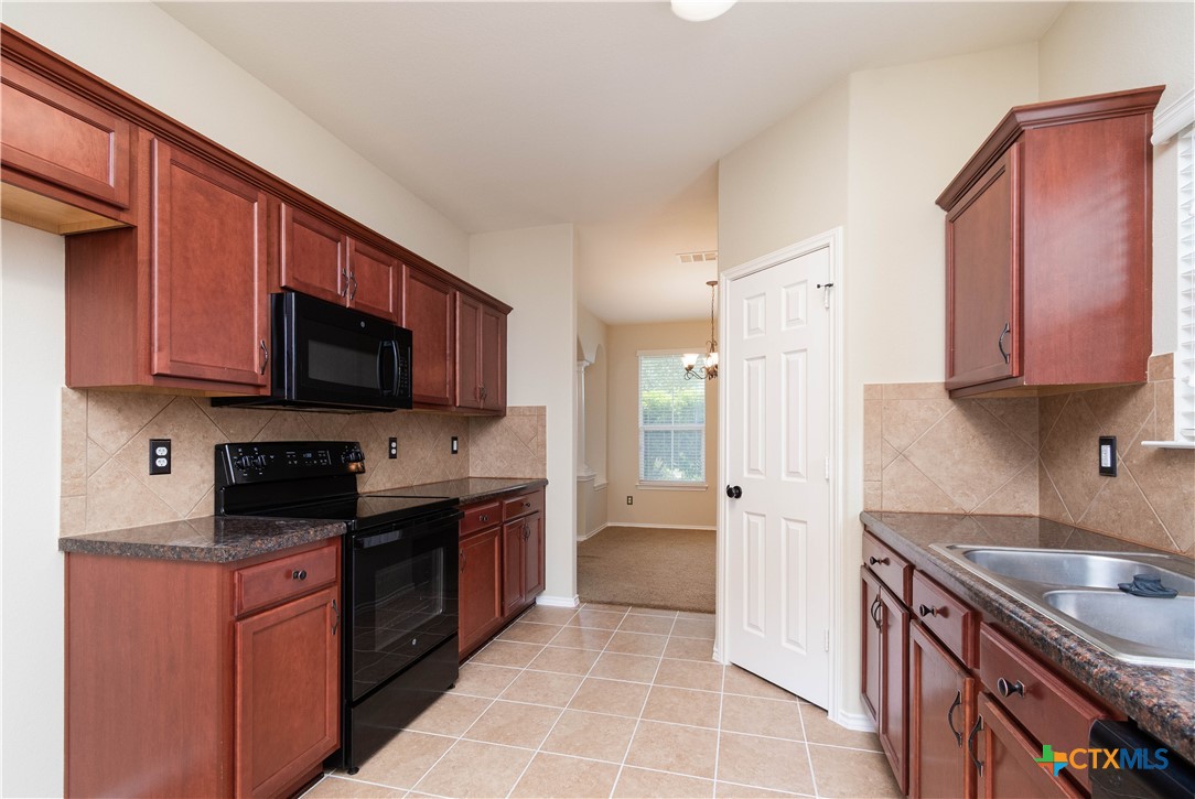 10113 Orion Drive Property Photo 4