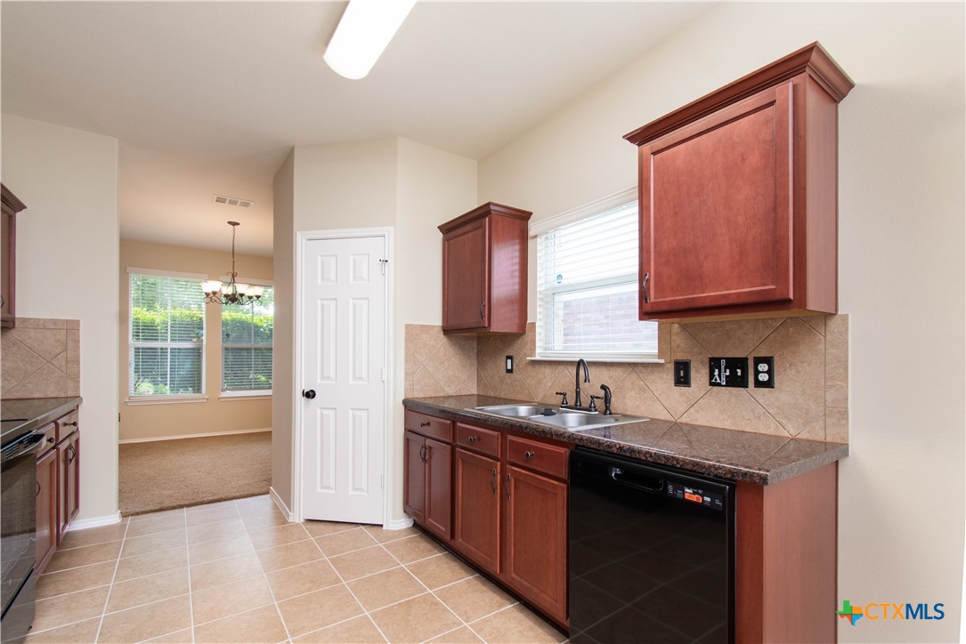 10113 Orion Drive Property Photo 5