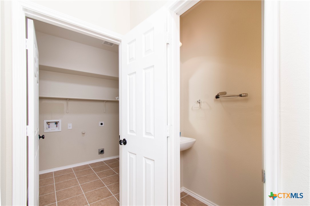 10113 Orion Drive Property Photo 11