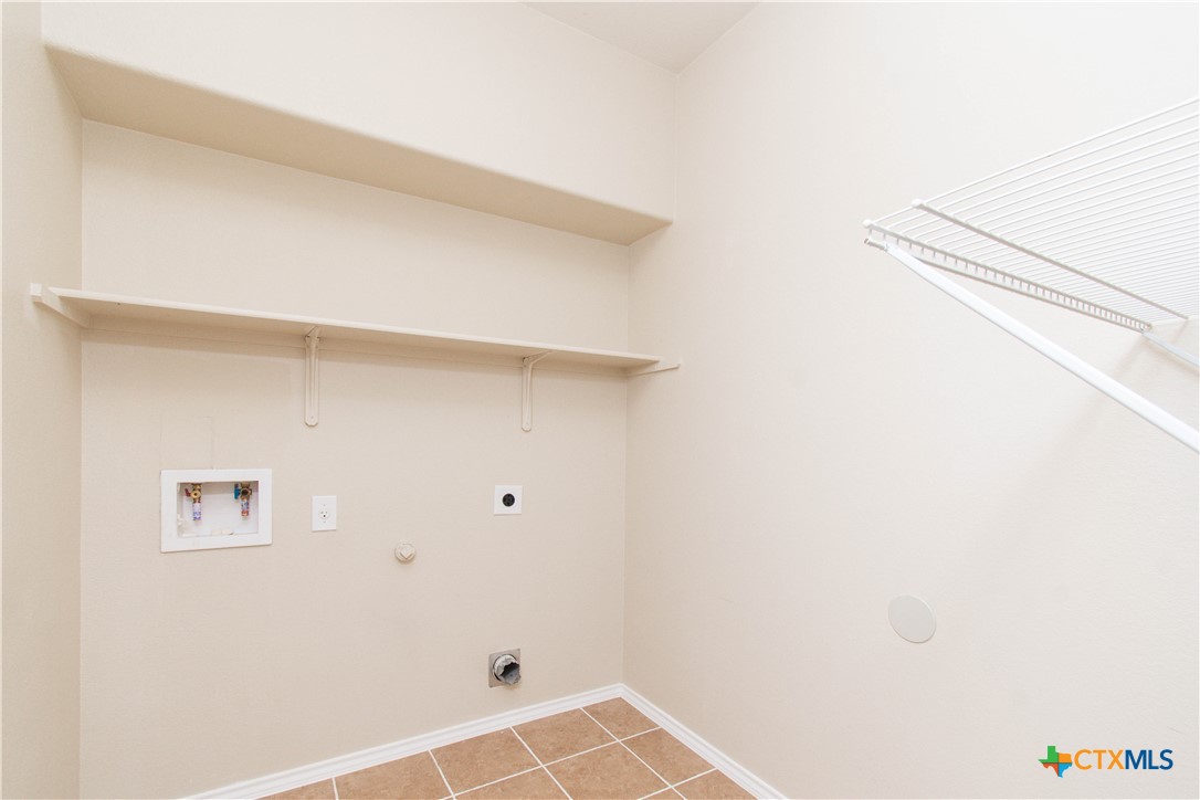 10113 Orion Drive Property Photo 12