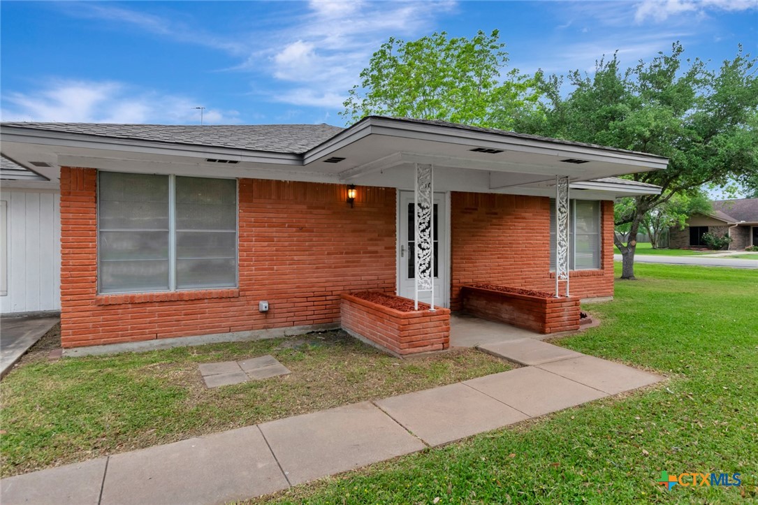 110 Marx Street Property Photo 2