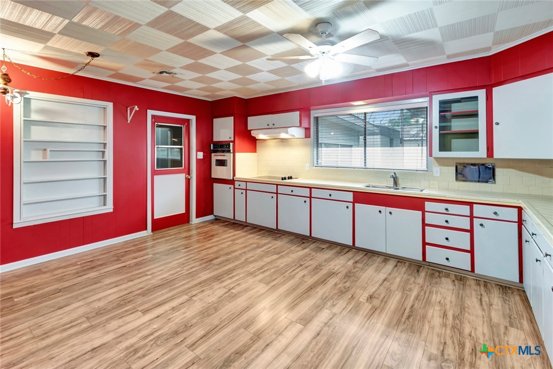 110 Marx Street Property Photo 11