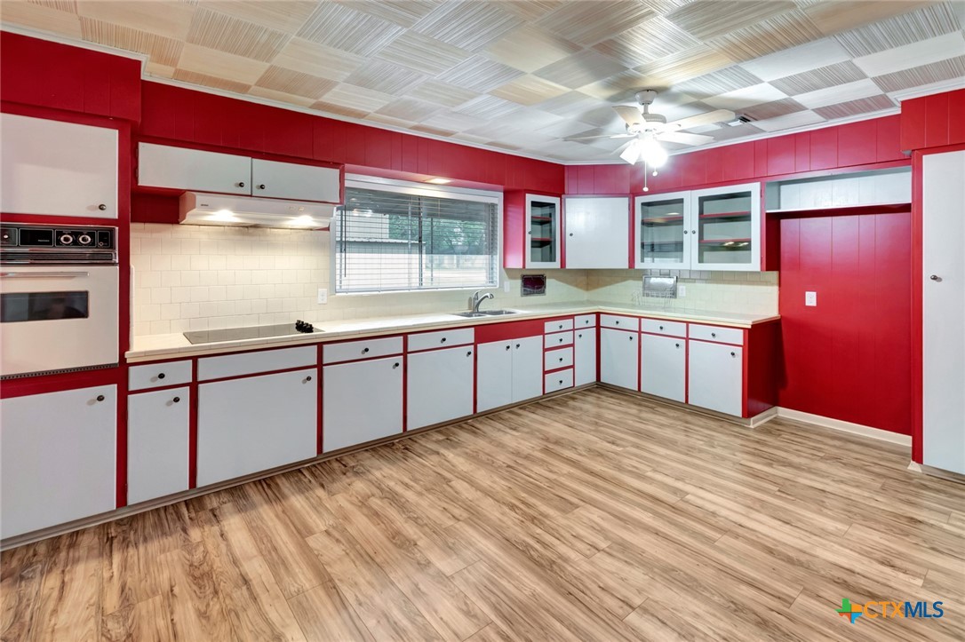 110 Marx Street Property Photo 12