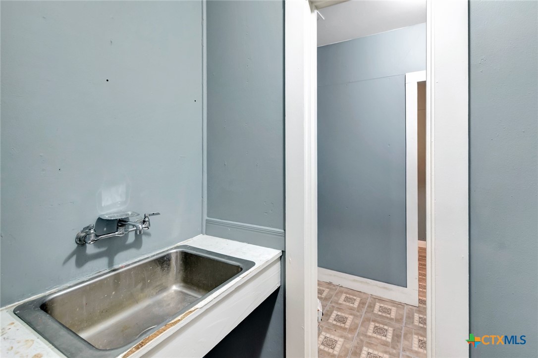 110 Marx Street Property Photo 17