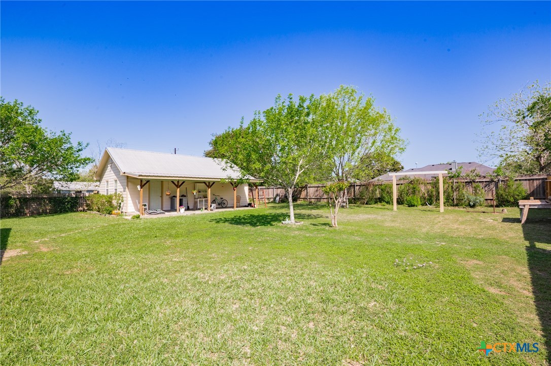 344 W High Street Property Photo 36