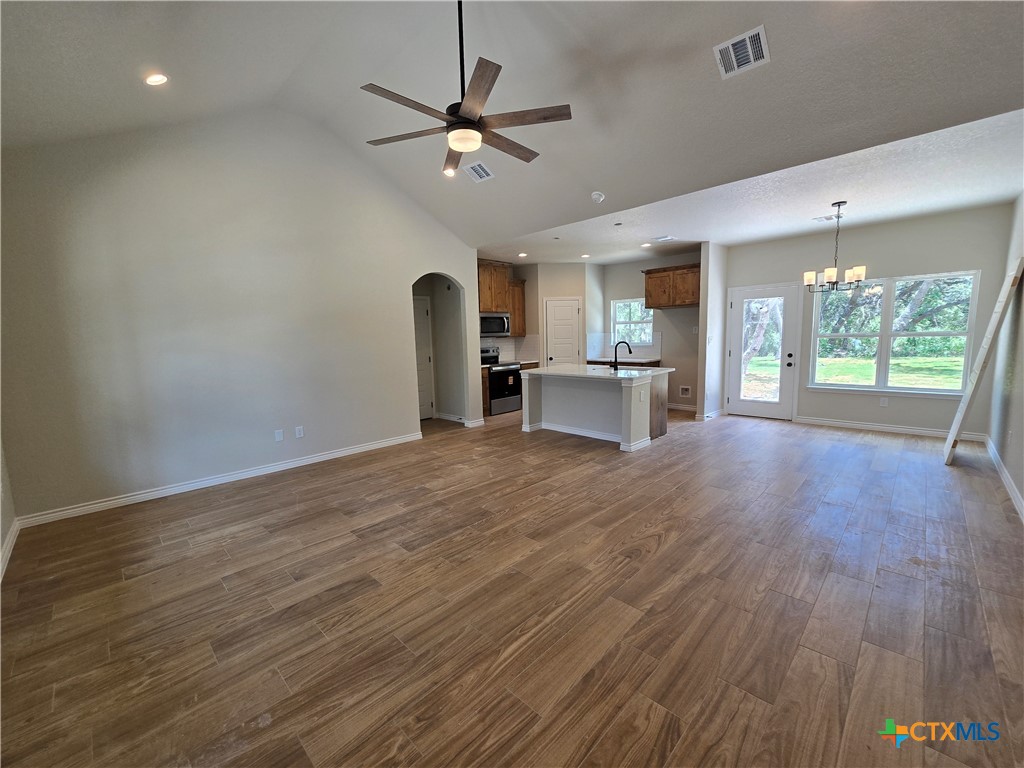 894 Luehlfing Drive Property Photo 5