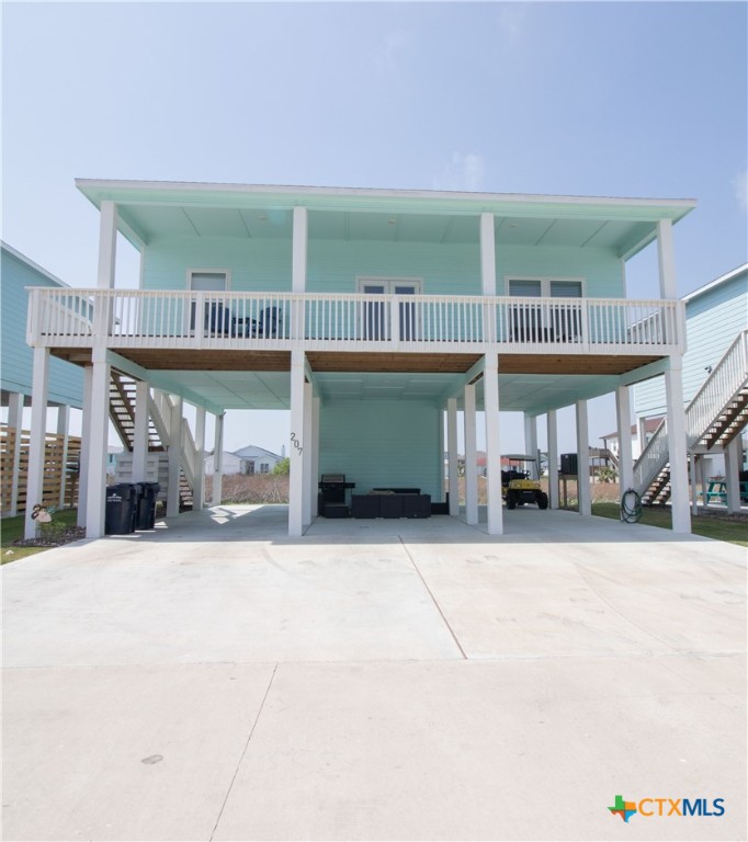 207 Paradise Drive Property Photo 1