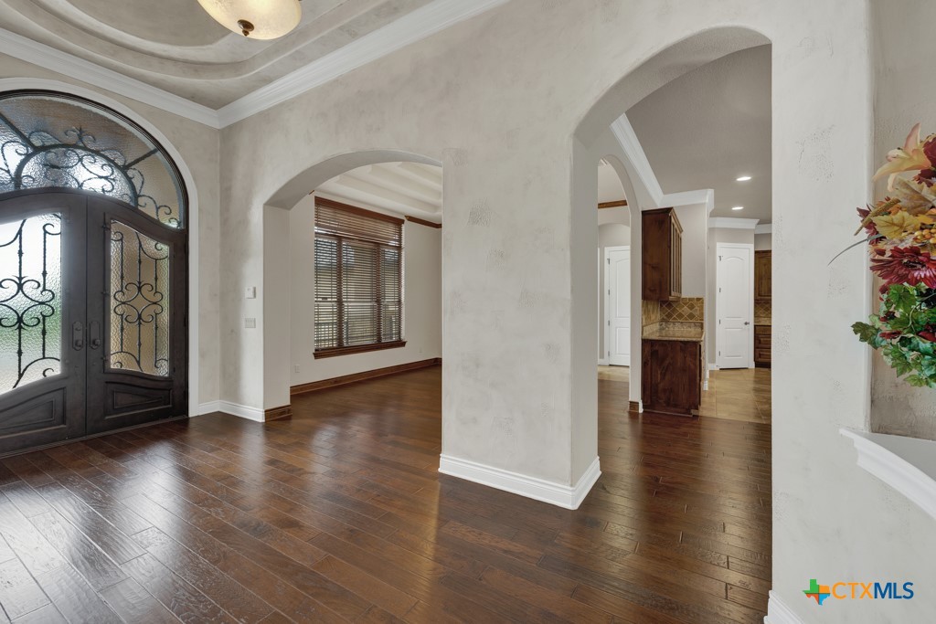 116 San Salvadore Property Photo 3