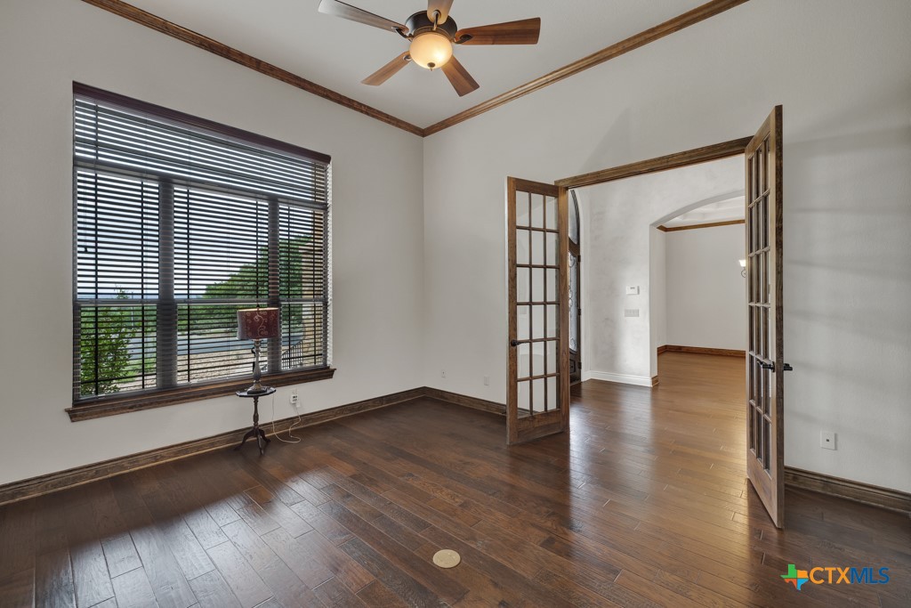 116 San Salvadore Property Photo 5