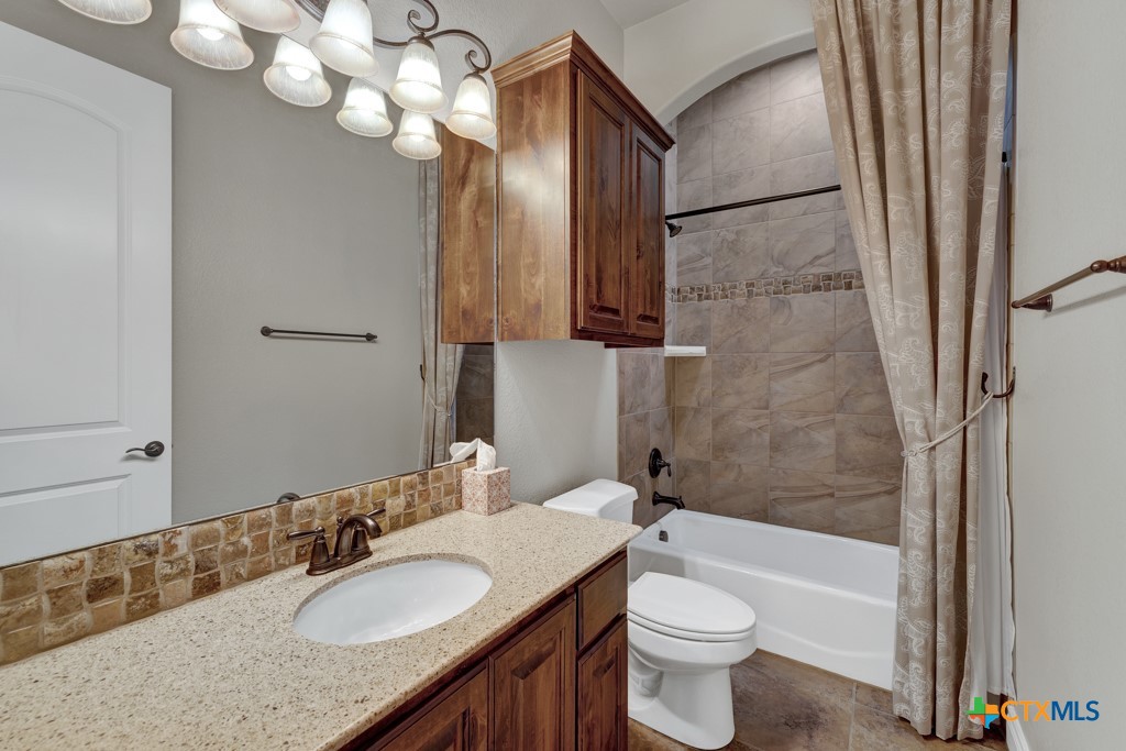 116 San Salvadore Property Photo 31