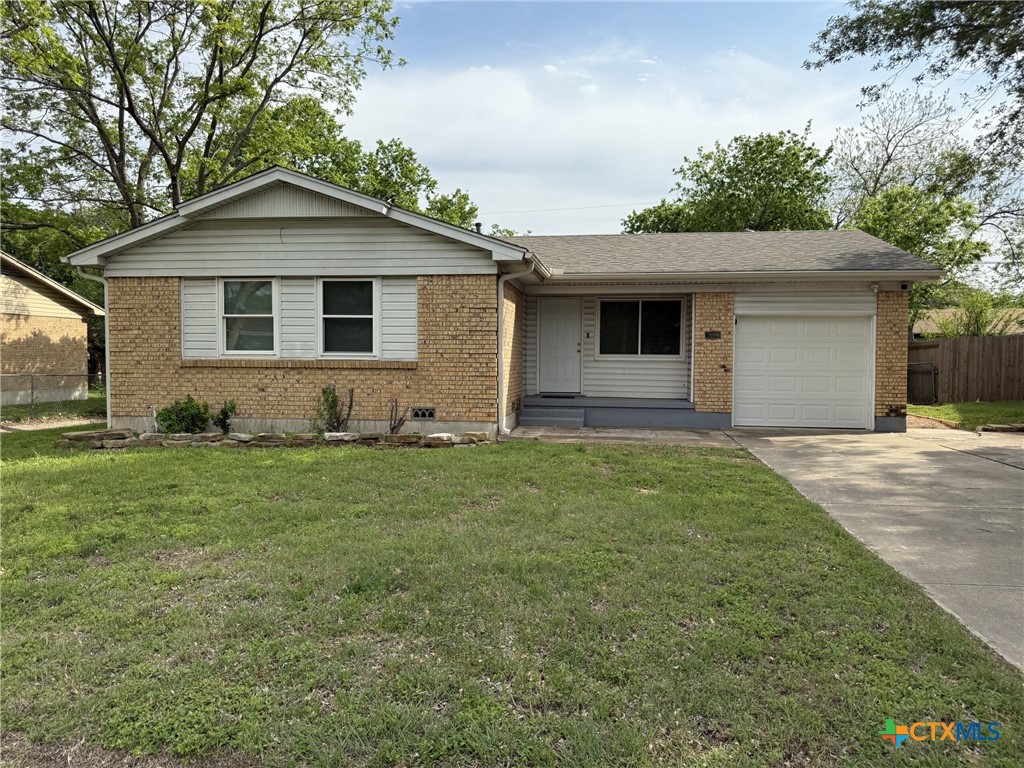 1106 Illinois Avenue Property Photo