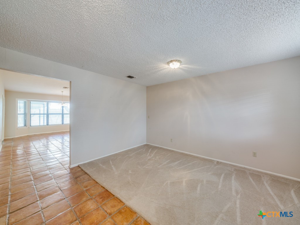 620 Lake Island Drive Property Photo 7
