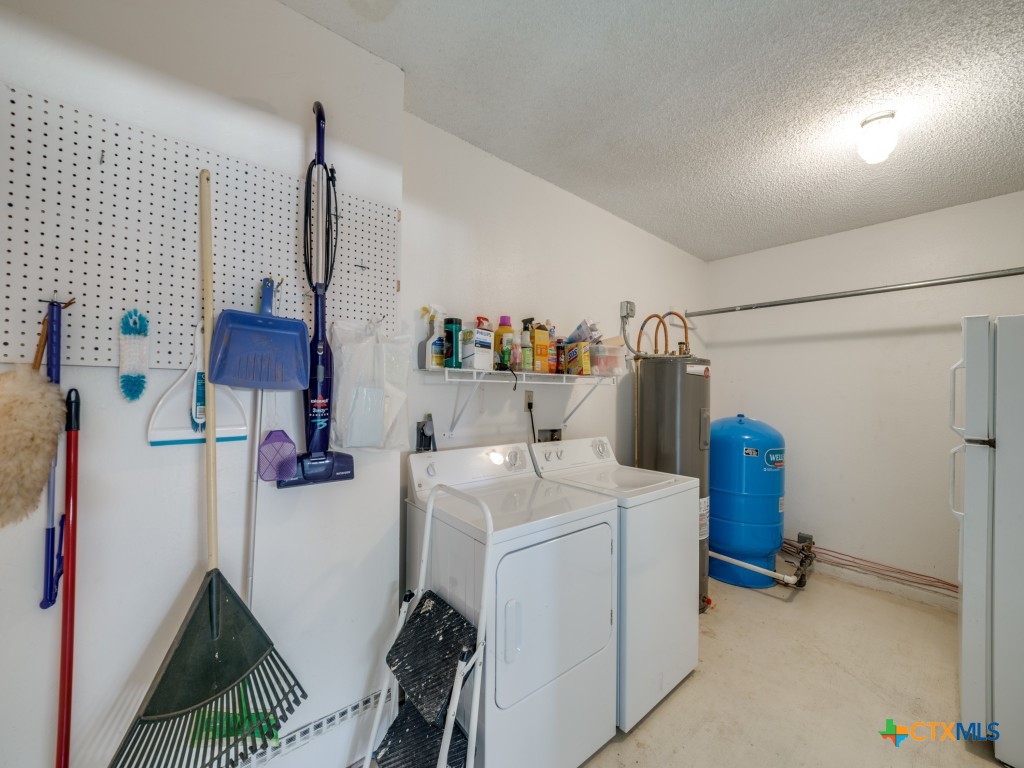 620 Lake Island Drive Property Photo 25