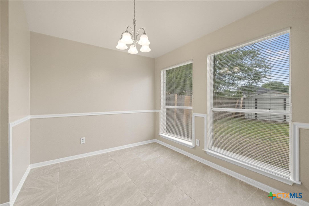 1808 Stratford Drive Property Photo 10