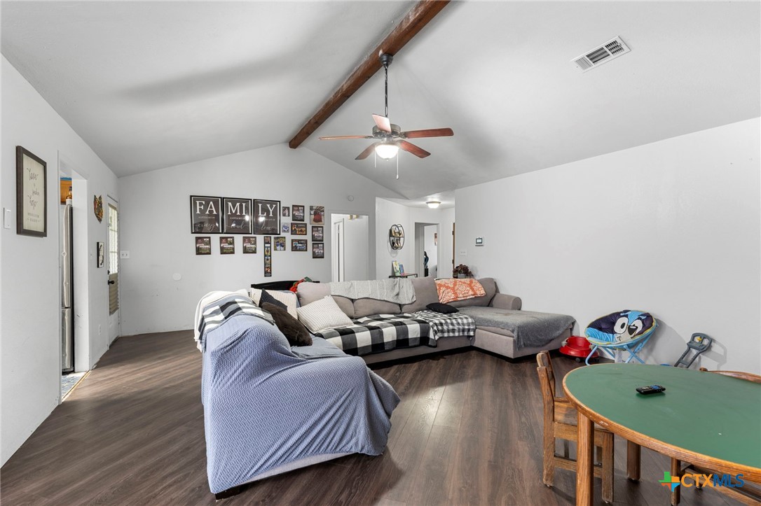 1009 Bowie Street Property Photo 6
