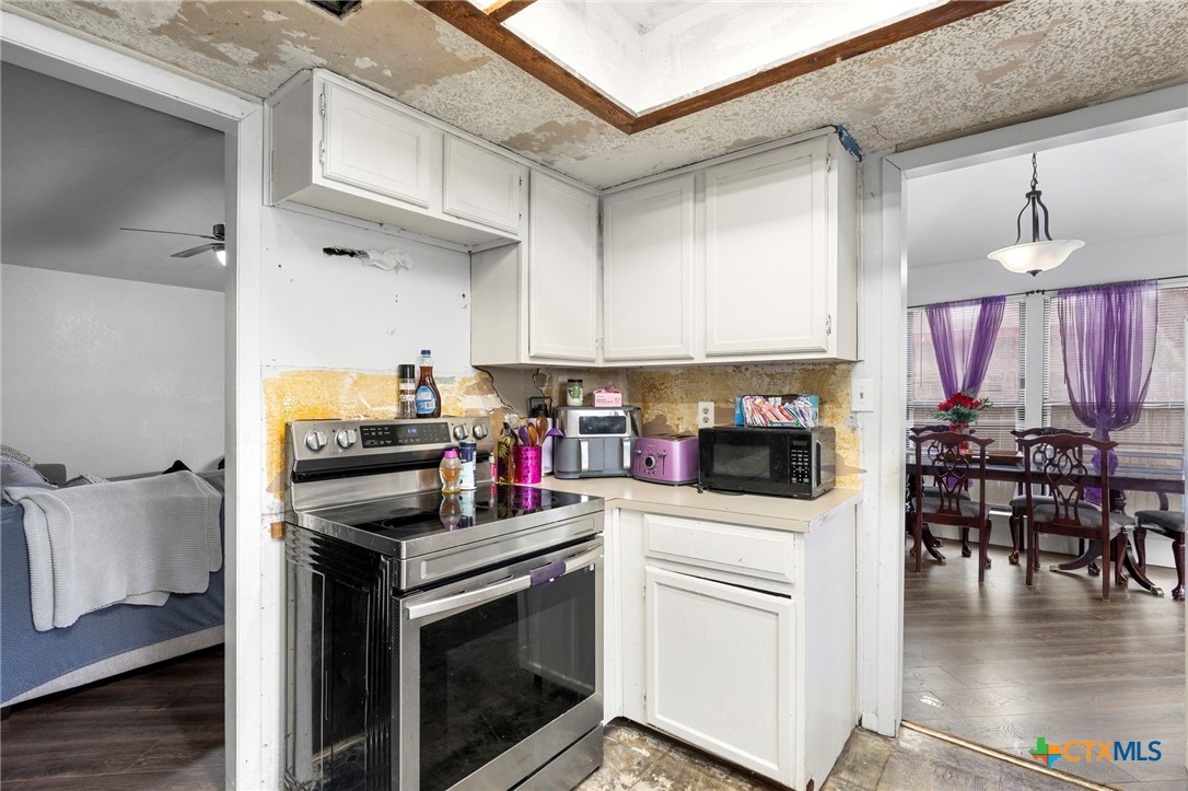 1009 Bowie Street Property Photo 10