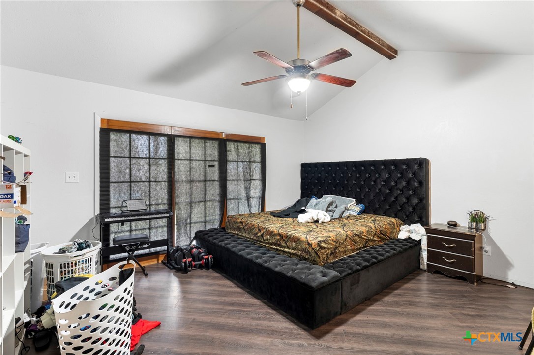 1009 Bowie Street Property Photo 12