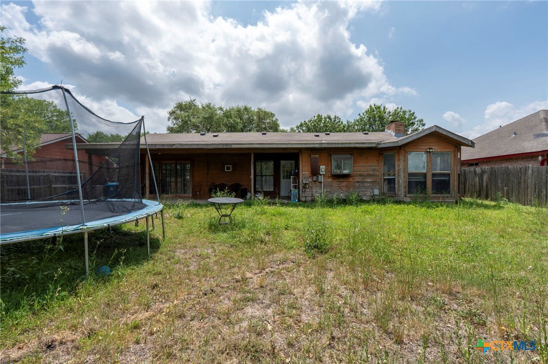 1009 Bowie Street Property Photo 20