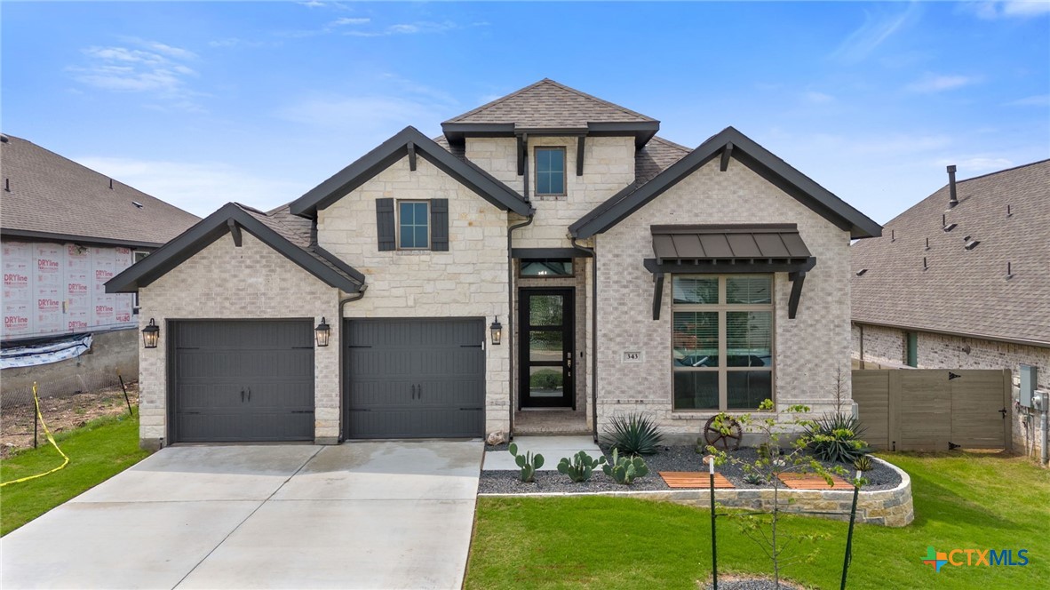 343 Sugarcane Property Photo