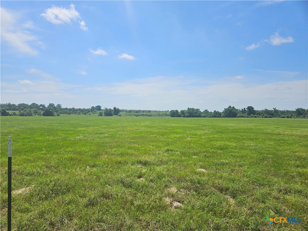8912 Cr 322 Property Photo 6