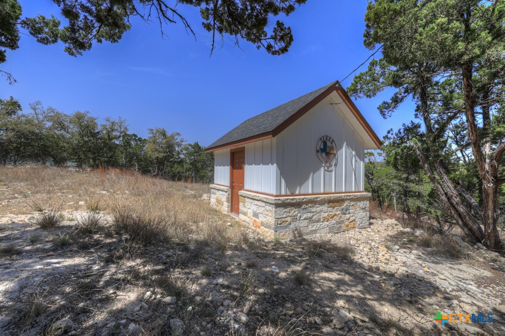 1171 Flagstone Drive Property Photo 3
