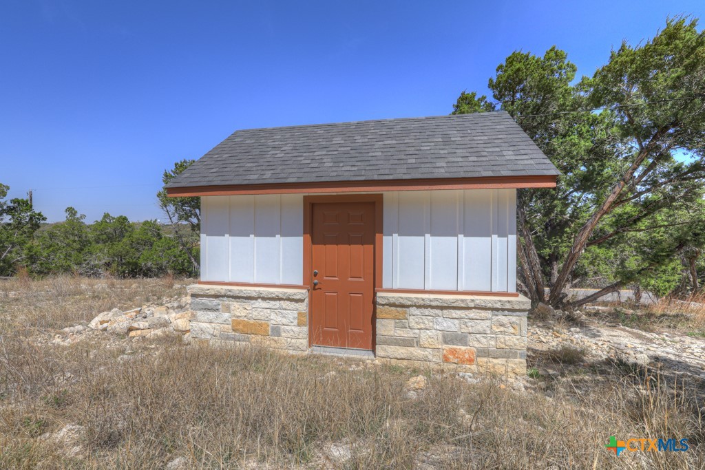 1171 Flagstone Drive Property Photo 4