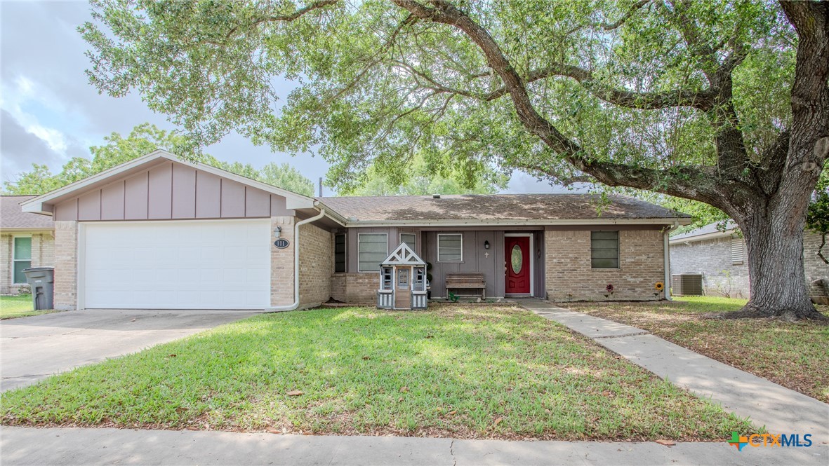 111 Lexington Lane Property Photo