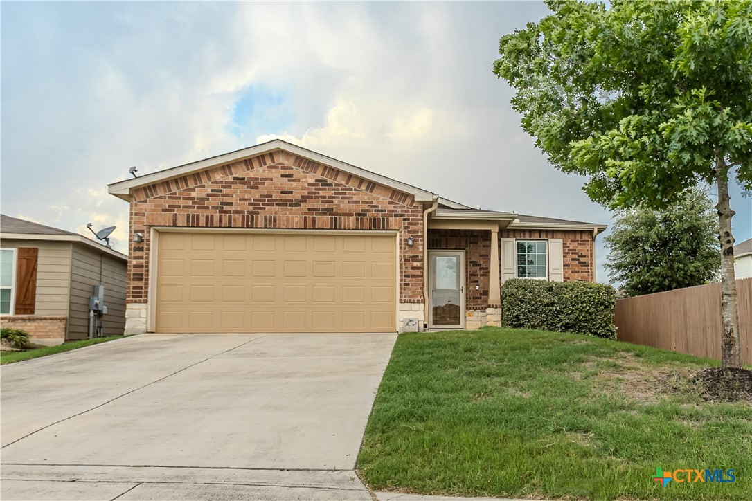 208 Mistflower Property Photo 2