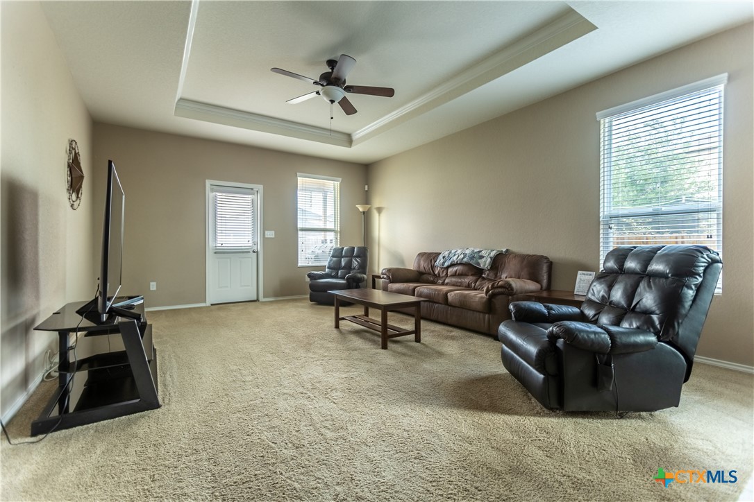 208 Mistflower Property Photo 10