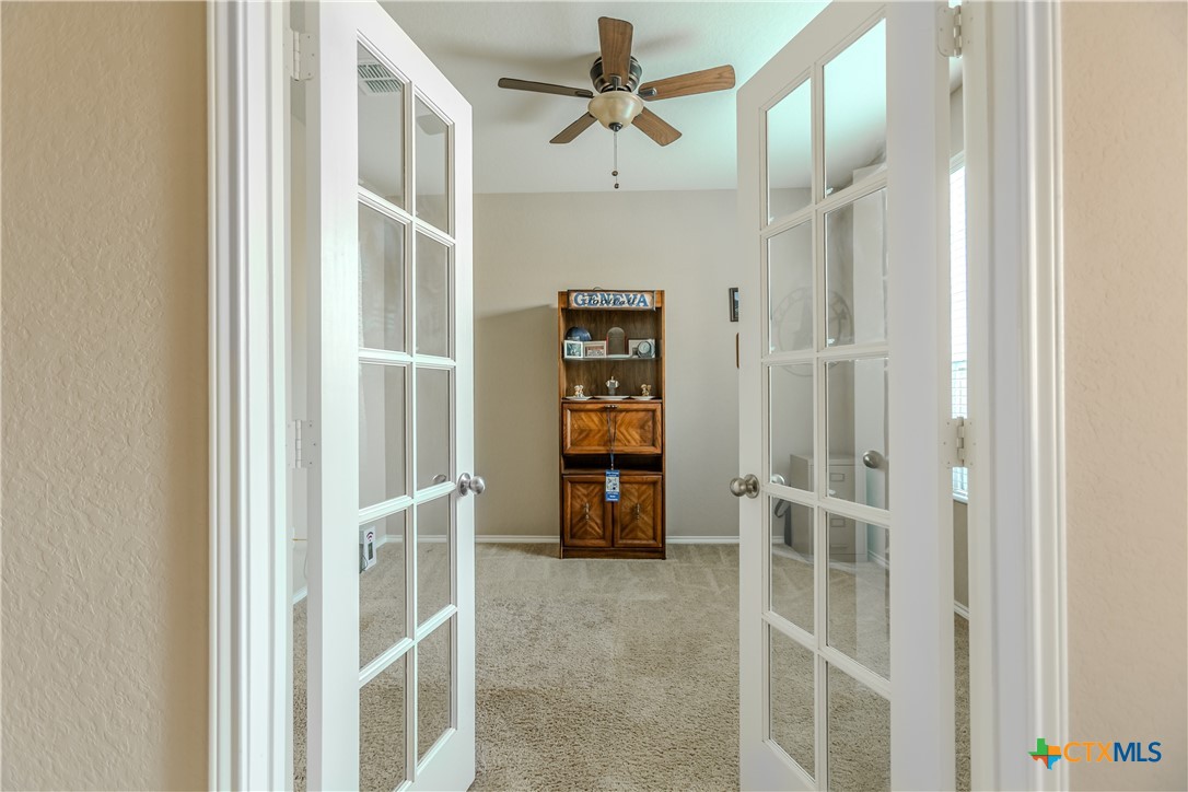 208 Mistflower Property Photo 12