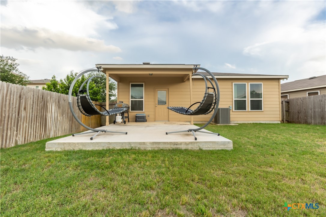 208 Mistflower Property Photo 21