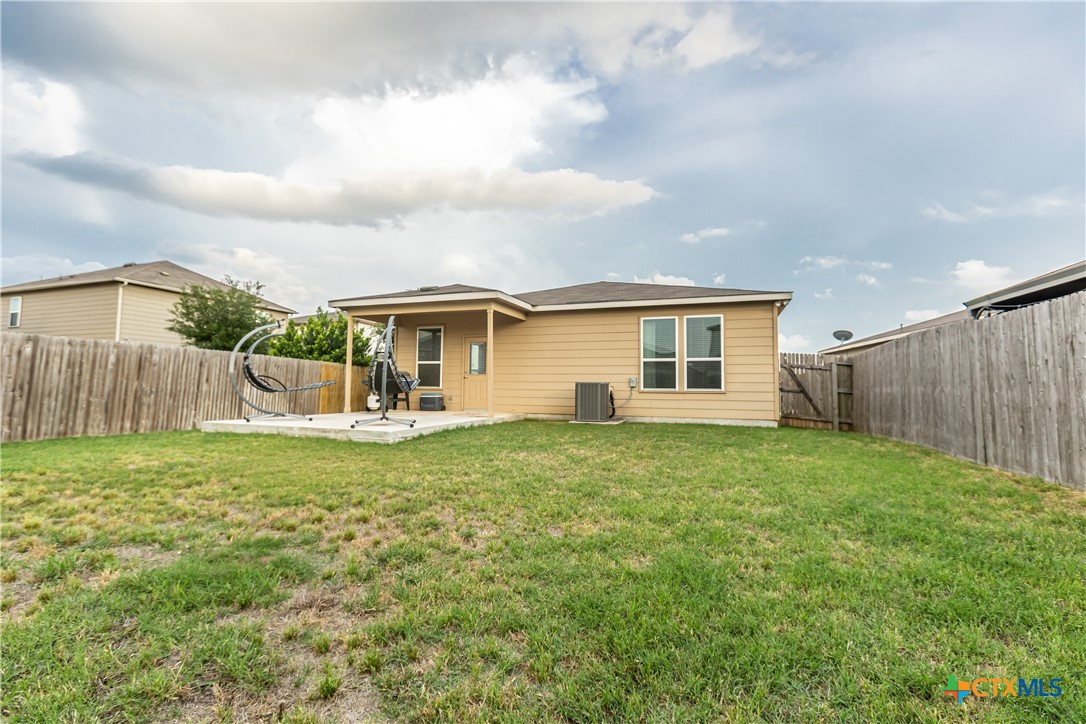 208 Mistflower Property Photo 22