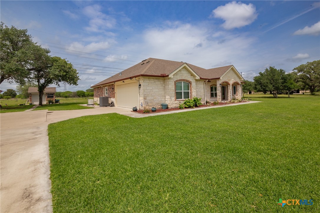 480 Perdido Pointe Circle Property Photo 3