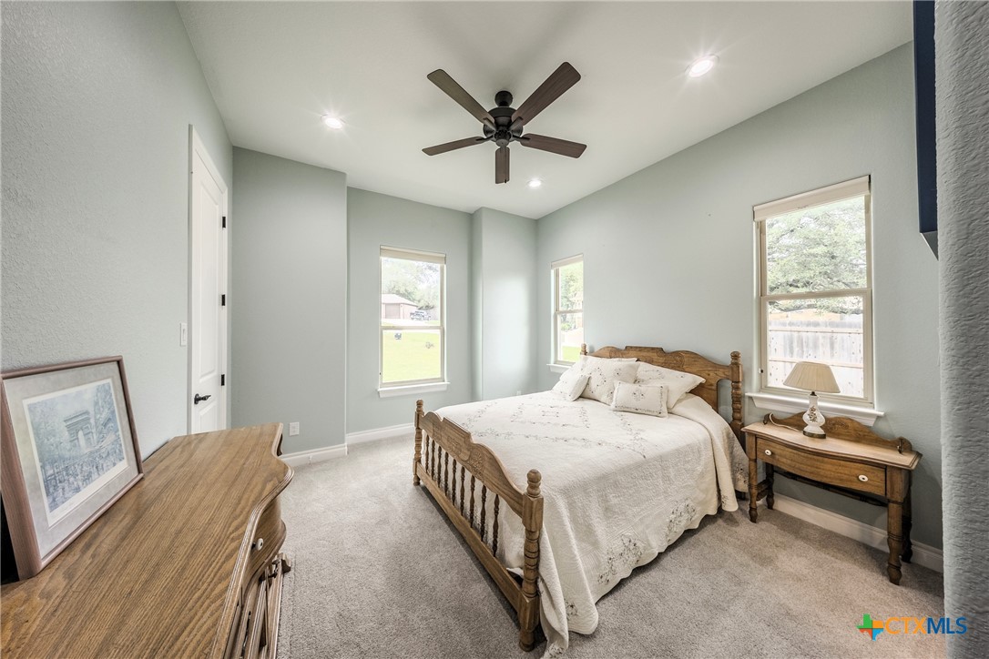 4013 Turning Leaf Drive Property Photo 34