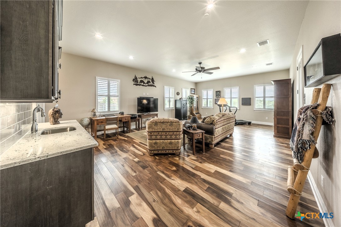 4013 Turning Leaf Drive Property Photo 38